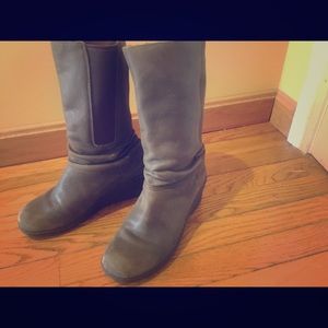 Keen, calf high boots